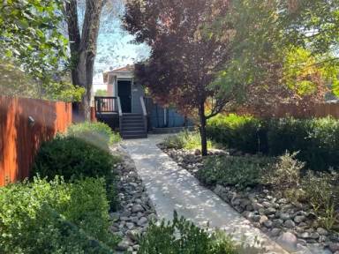 Main picture of 128 Caliente St