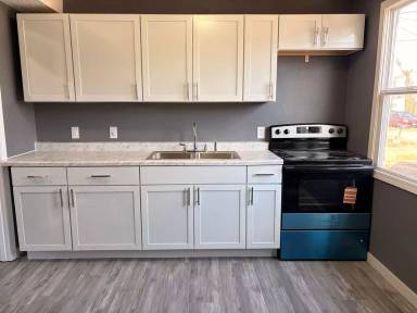 Main picture of 46 Blackhawk St