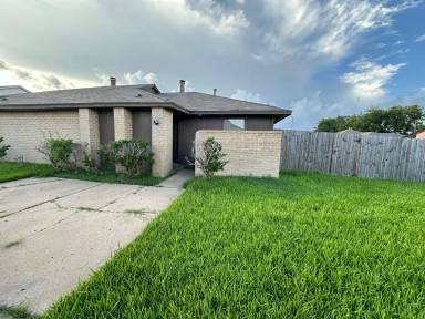Main picture of 5434 Parkridge Dr