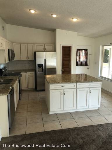 Main picture of 461 W Desoto St