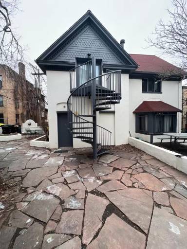 Main picture of 1119 N Pearl St