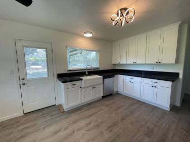 Main picture of 525 Smilax Rd
