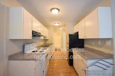 Main picture of 704 NE 99th Avenue
