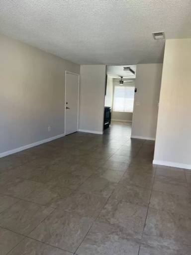 Main picture of 2920 Gosford Rd