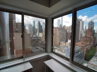 Main picture of 300 E 51st St Apartments