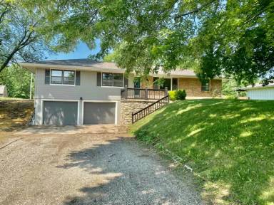 Main picture of 5126 Hutton Rd
