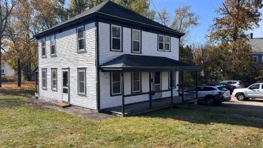 Main picture of 64 Broadway