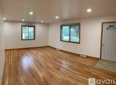 Main picture of 9620 W Howard Ave