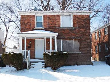 Main picture of 4651 Chatsworth St
