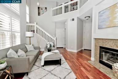 Main picture of 1016 River Rock Ln