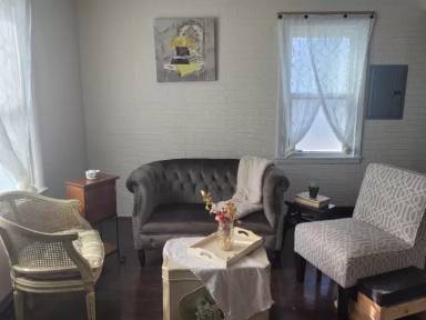 Main picture of 329 Hyacinth Ave