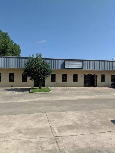 Main picture of 1364 W Meeting St