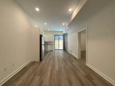 Main picture of 2020 N 22nd St
