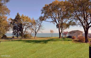 Main picture of 9411 Lakeshore Dr