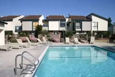 Main picture of 605 Thames Way