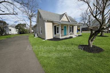 Main picture of 401 Poplar St