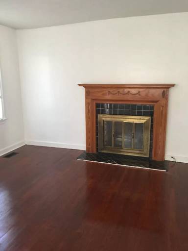 Main picture of 5096 East St