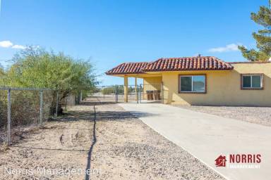 Main picture of 3555 W Cameron Dr
