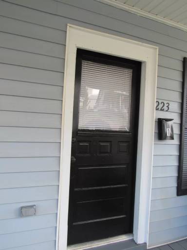 Main picture of 223 W Culpeper St
