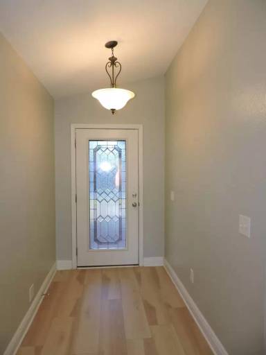 Main picture of 644 Edith Ln