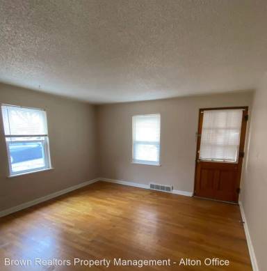 Main picture of 1305 Willard Ave