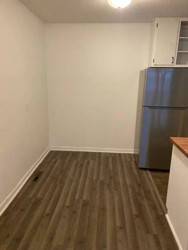 Main picture of 404 E Green St