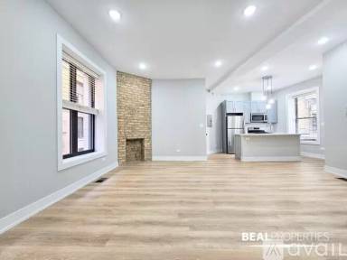 Main picture of 428-438 W Belden Ave