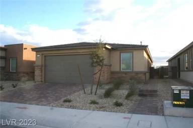 Main picture of 9752 Pacific Pine St