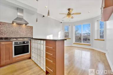 Main picture of 3918 N Kedvale Ave