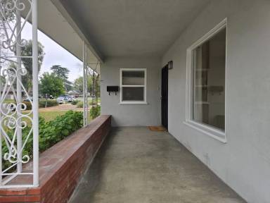 Main picture of 4820 Granada Ave