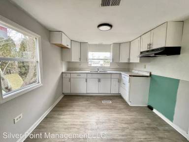 Main picture of 7413 John St