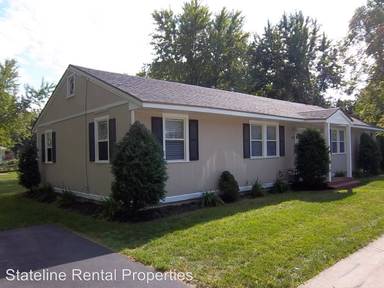 Main picture of 1215 42nd Ave