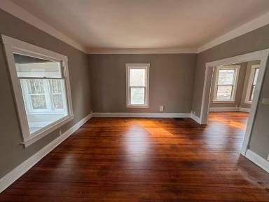 Main picture of 146 8th St