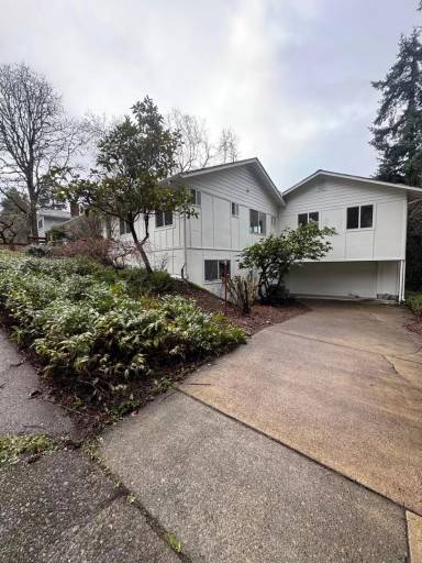 Main picture of 3820 University St