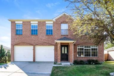 Main picture of 2304 Eagle Mountain Dr