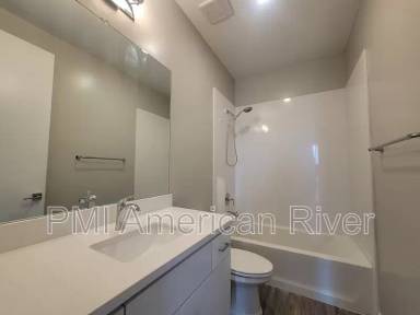 Main picture of 3348 S St