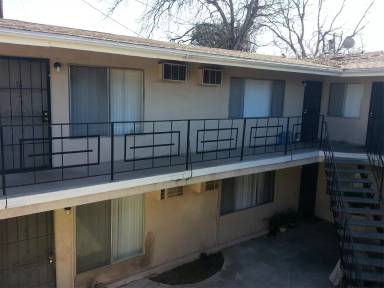 Main picture of 150 E Alvarado St