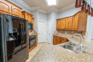 Main picture of 2523 Brookhaven Dr