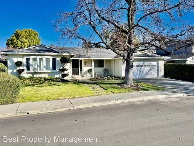 Main picture of 2350 Sandpiper Way