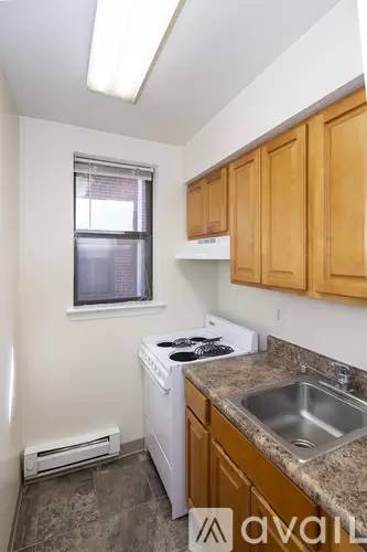 Main picture of 4723 Walnut St