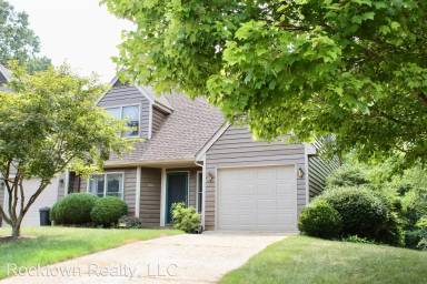 Main picture of 662 White Oak Cir