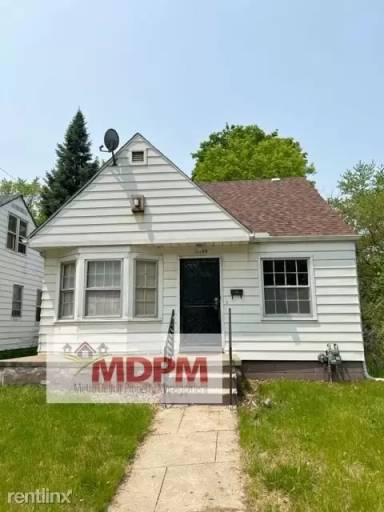 Main picture of 17195 Heyden St