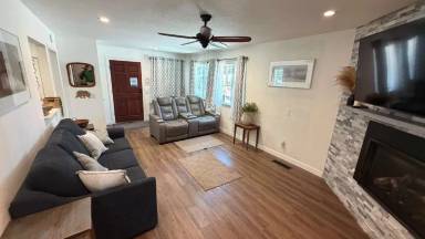 Main picture of 2234 Barton Ave