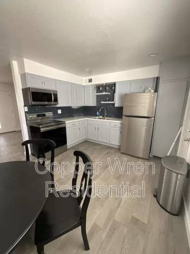 Main picture of Imperial Manor