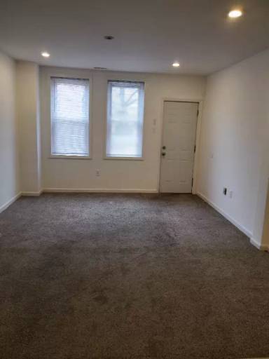 Main picture of 711 Macdade Blvd