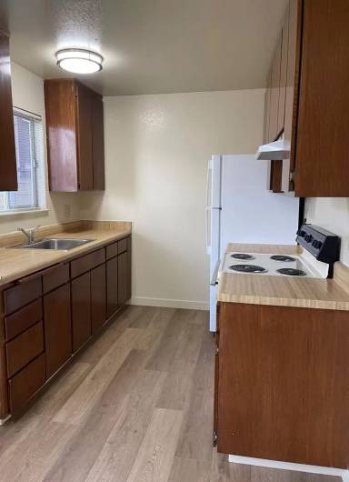 Main picture of 661 Baden Ave