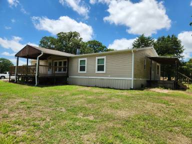 Main picture of 28428 County Road 1480