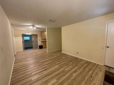 Main picture of 4232 NW 22nd Ter