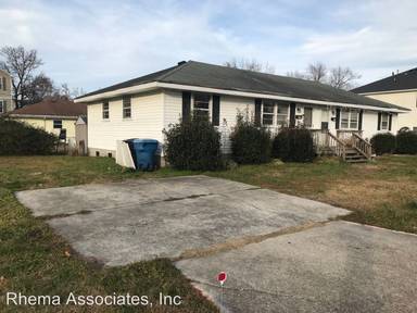 Main picture of 735 15th St