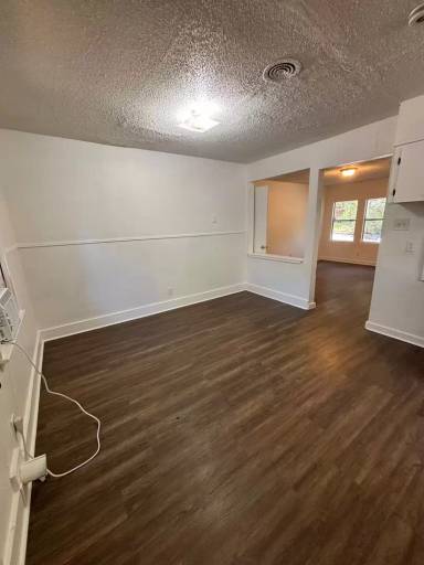 Main picture of 3506 Ninock St